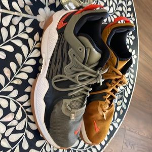 Men’s Paul George Nike Shoes